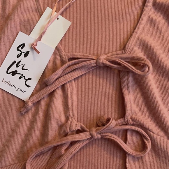 💗NWT BELLEDU JOUR PINK SWEATER CARDIGAN LACE UP TOP WITH BOWS - Picture 3 of 3
